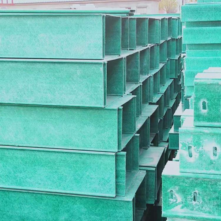 南寧玻璃鋼電纜橋架廠家