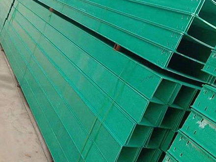 250*200玻璃鋼電纜橋架多少錢一米？