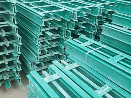 400*100玻璃鋼電纜橋架多少錢(qián)一米?